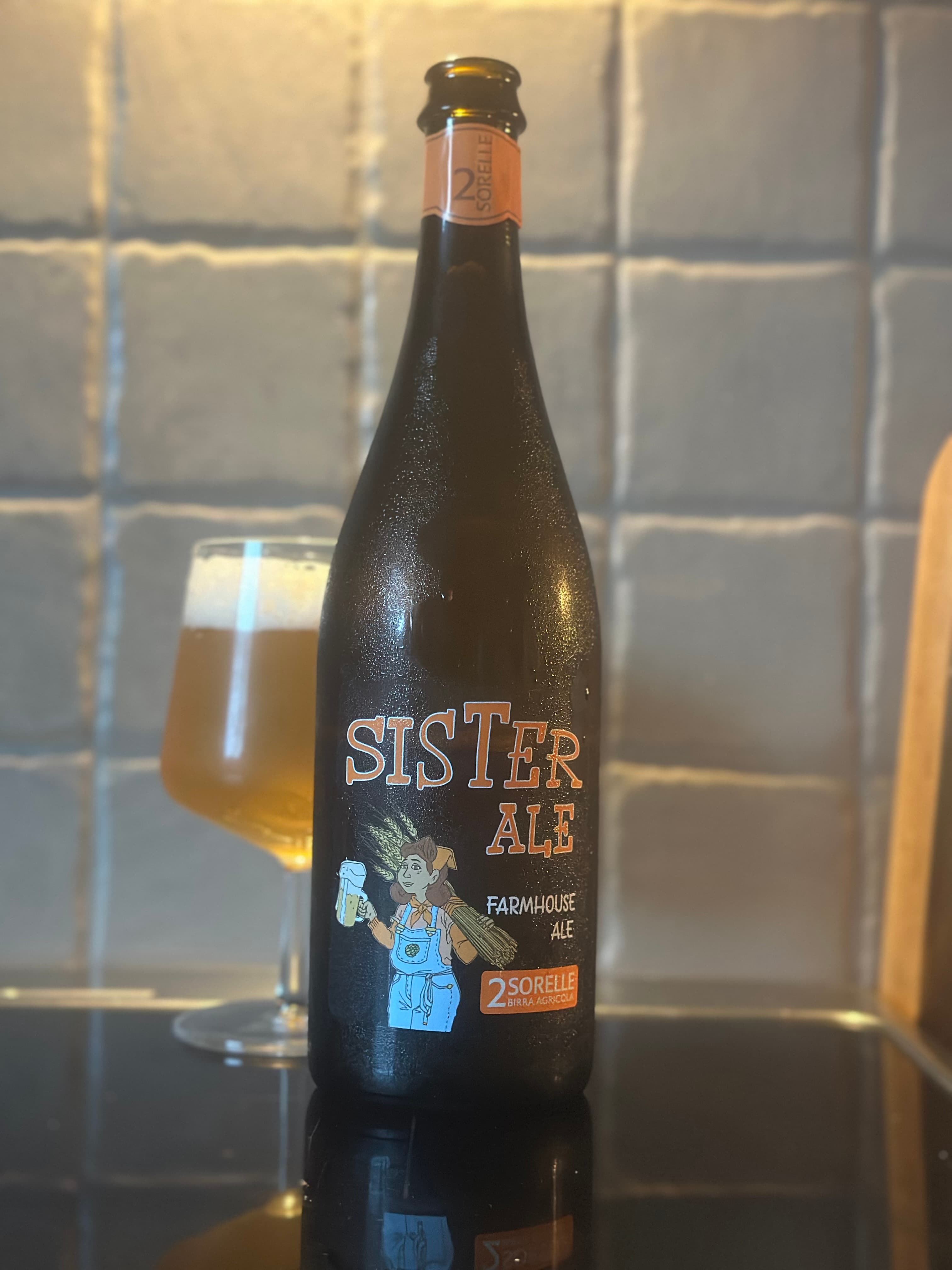 Sister Ale from 2 Sorelle beer photo