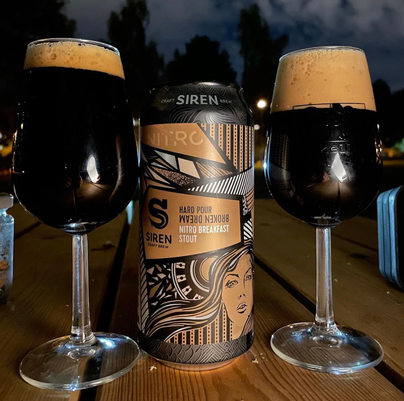 Broken Dream Nitro Breakfast Stout from Siren Craft Brew beer photo