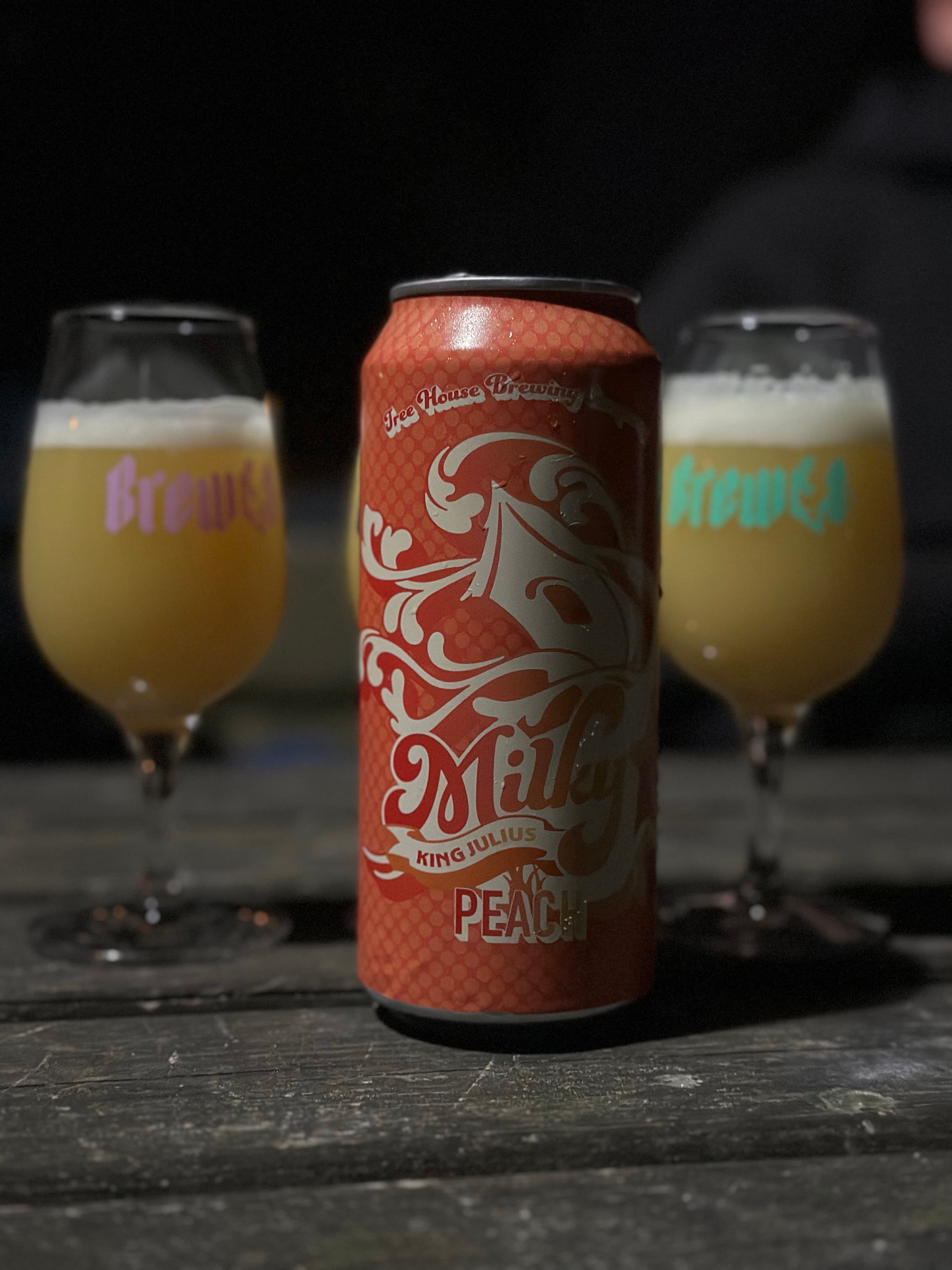 Milly King Julius Peach from Tree House Brewing Company beer photo