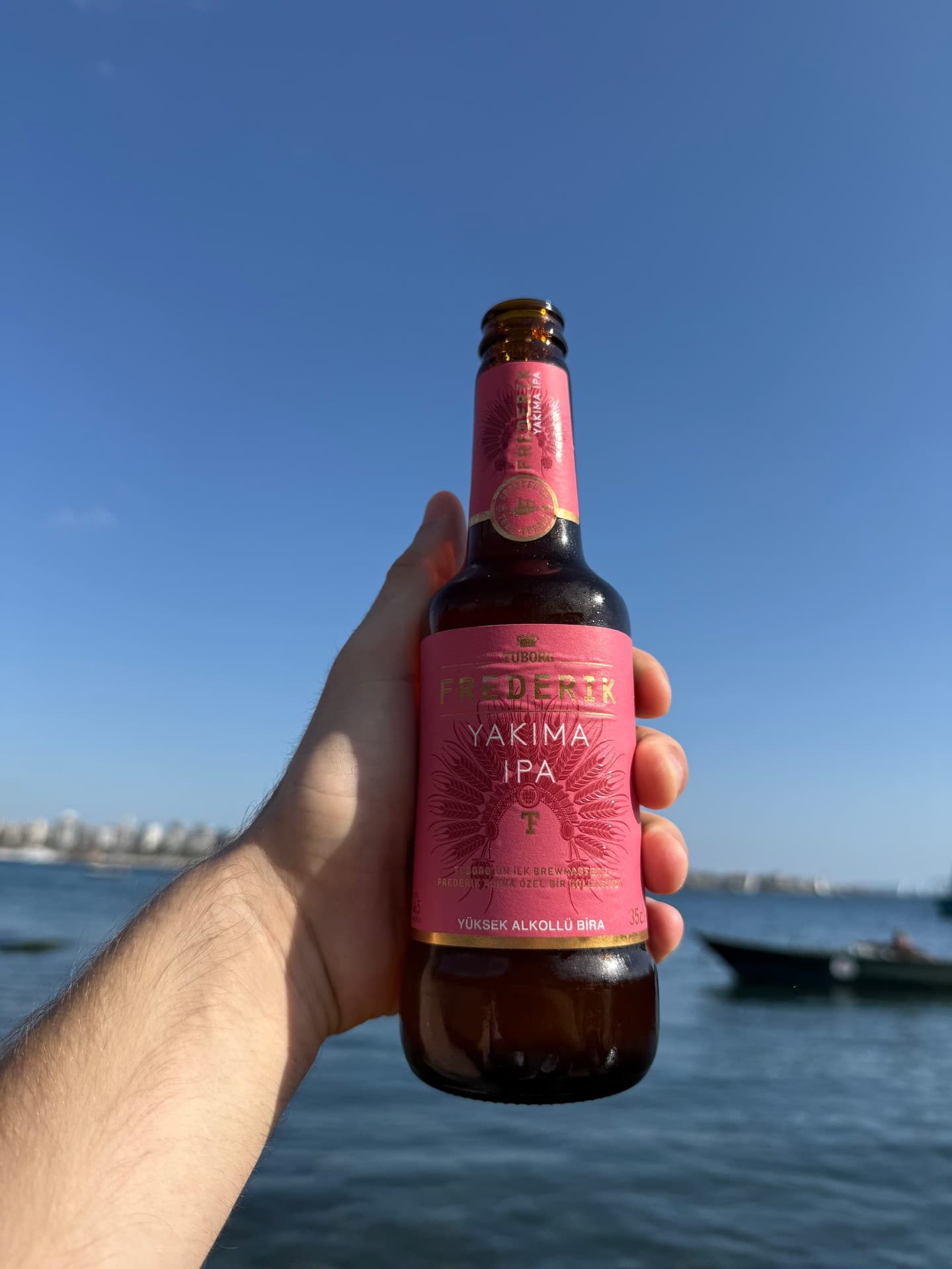 Frederik Yakima IPA beer photo