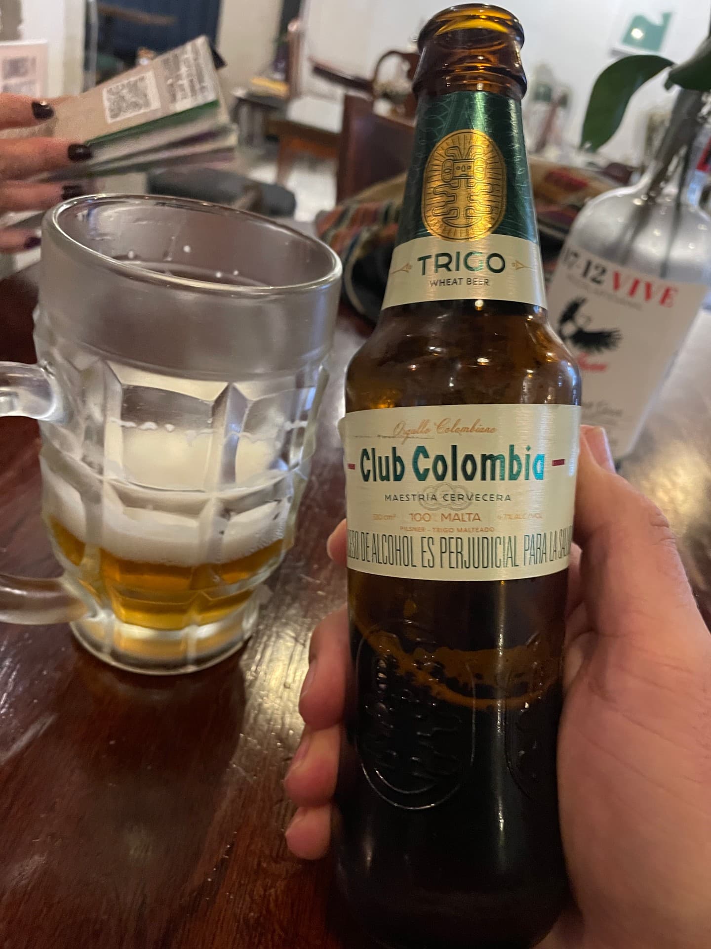 Club Colombia Trigo beer photo