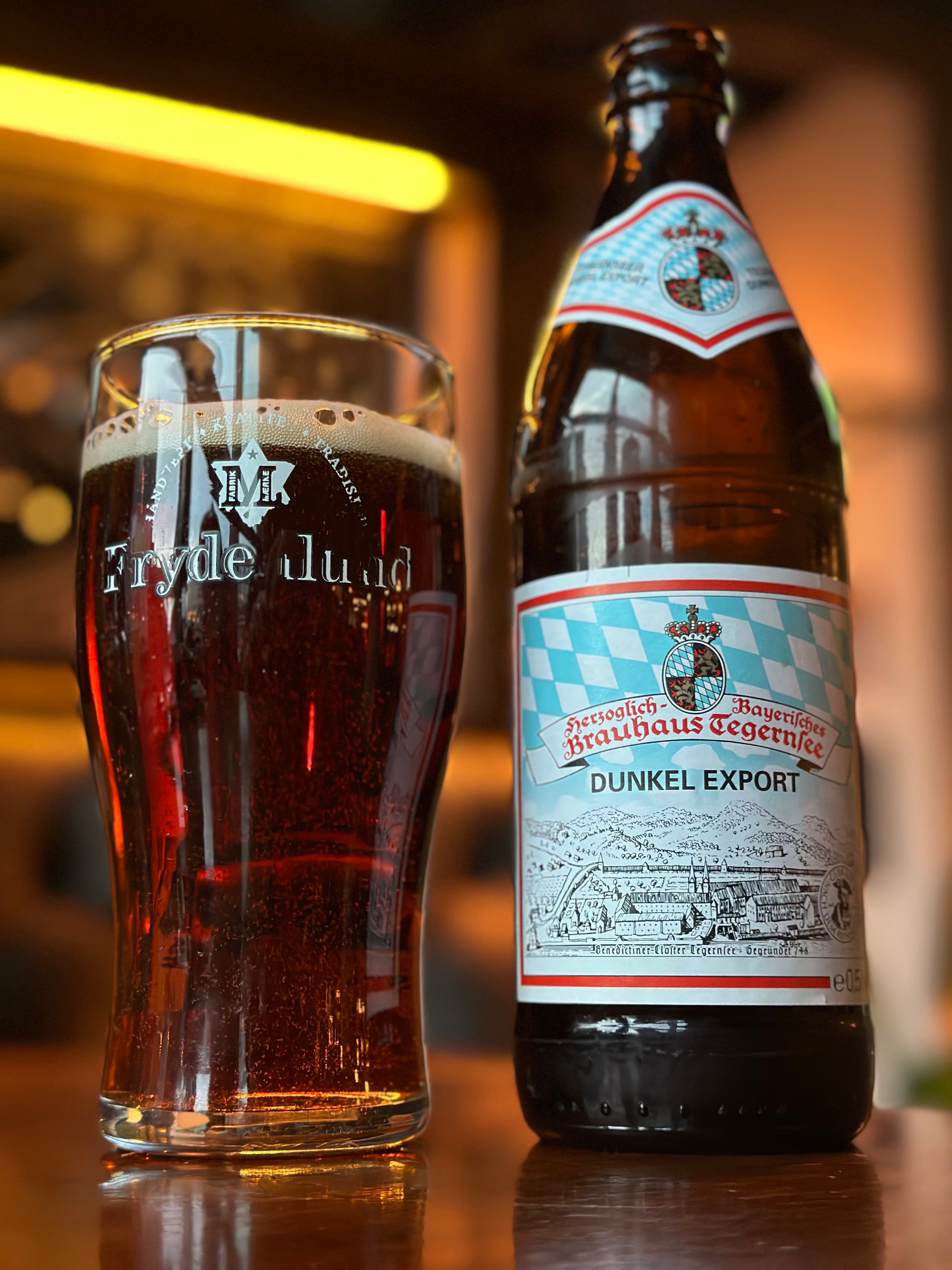 Dunkel Export from Herzoglich Bayerisches Brauhaus Tegernsee beer photo