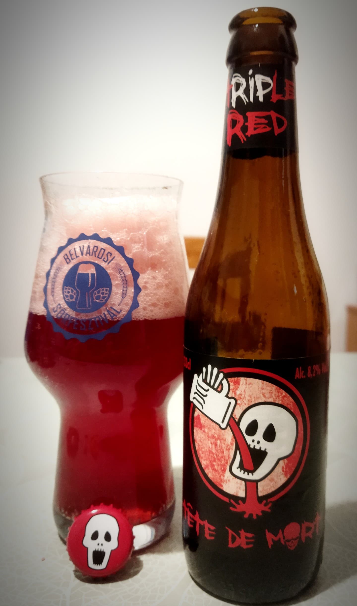 Triple Red by Hète de Mort, shared by @unclaimed
